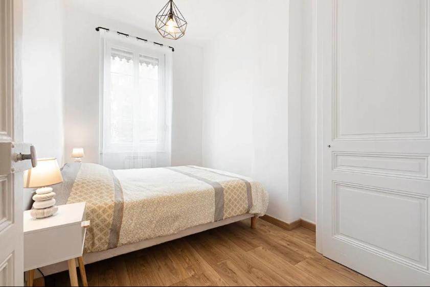Appartement 2 Pieces Jean Mace Et Stationnement Lyon Luaran gambar